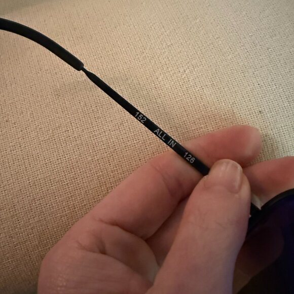 Quay - All In Extra Large Sunglasses - Black / Black Gold - Picture 5 of 8